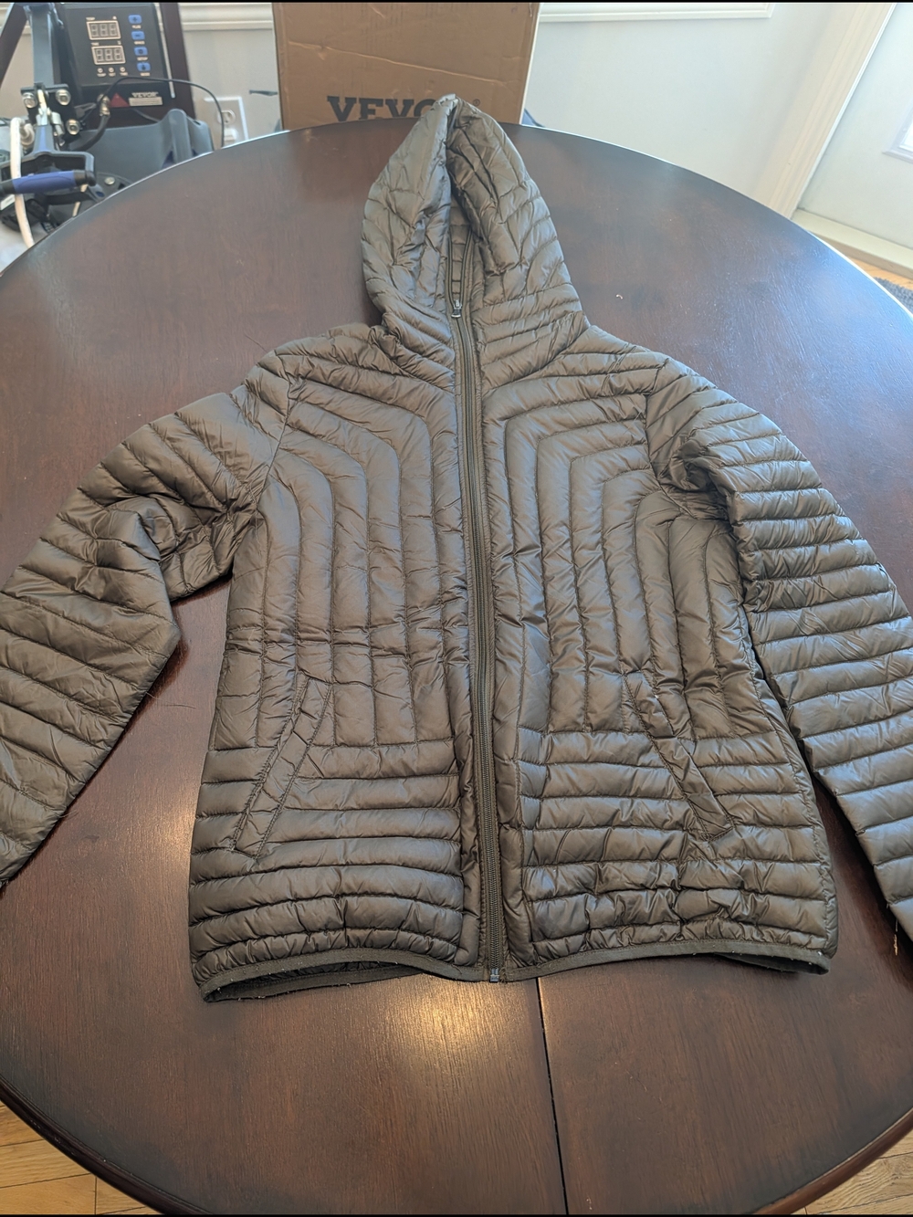Lightweight Quilted Hooded Puffer Jacket - Charcoal